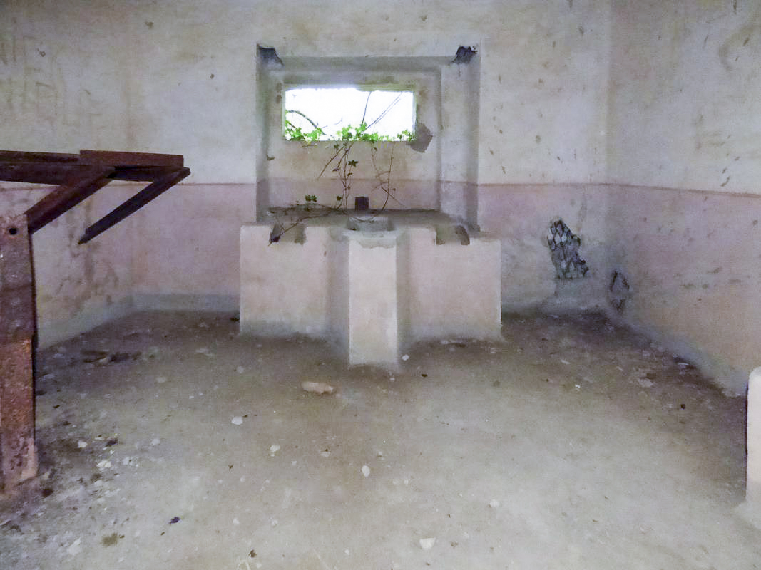 Ligne Maginot - B812 - PAR DELA L'ETANG - (Blockhaus pour canon) -  - JMBrams