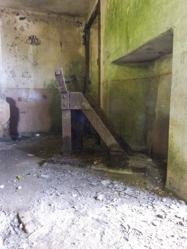 Ligne Maginot - B815 - LA FILATURE - (Blockhaus pour canon) - 