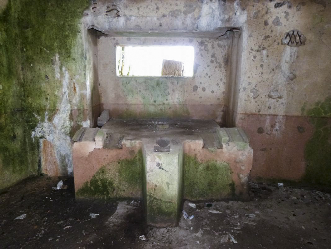Ligne Maginot - B815 - LA FILATURE - (Blockhaus pour canon) - 