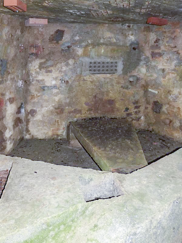 Ligne Maginot - BA21 - CHARME BEAUDET - (Blockhaus pour canon) - 