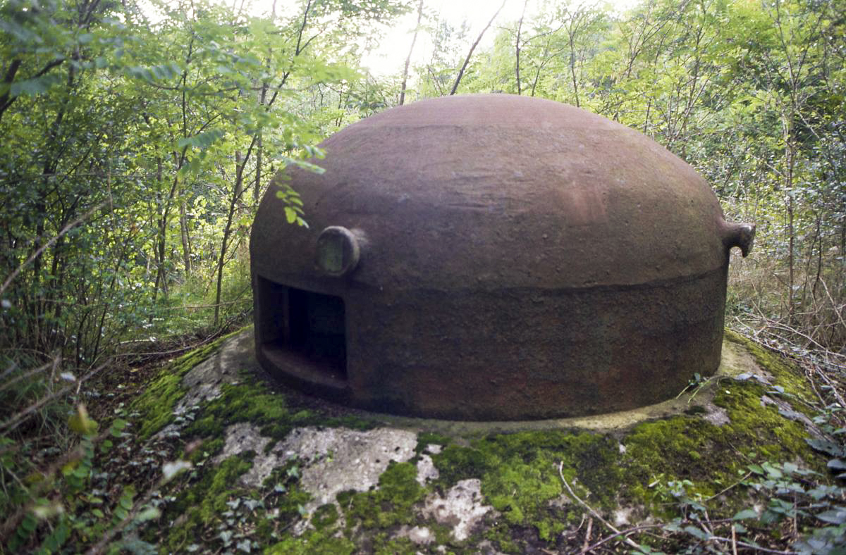 Ligne Maginot - BREHAIN - A6 - (Ouvrage d'artillerie) - Entrée des hommes
Cloche GFM.