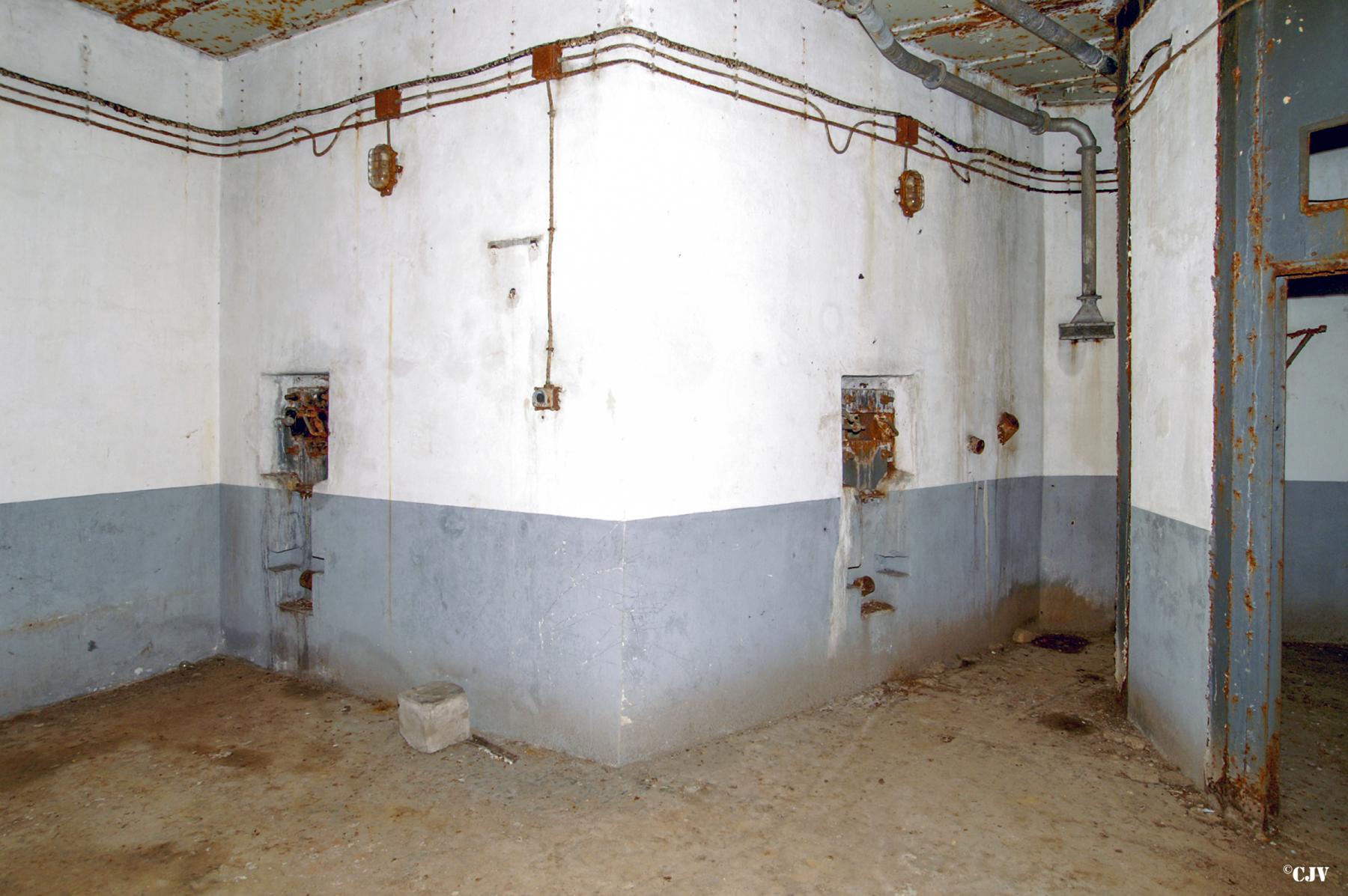 Ligne Maginot - BREHAIN - A6 - (Ouvrage d'artillerie) - Entrée munitions
Chambre de tir - Lia VERMEULEN