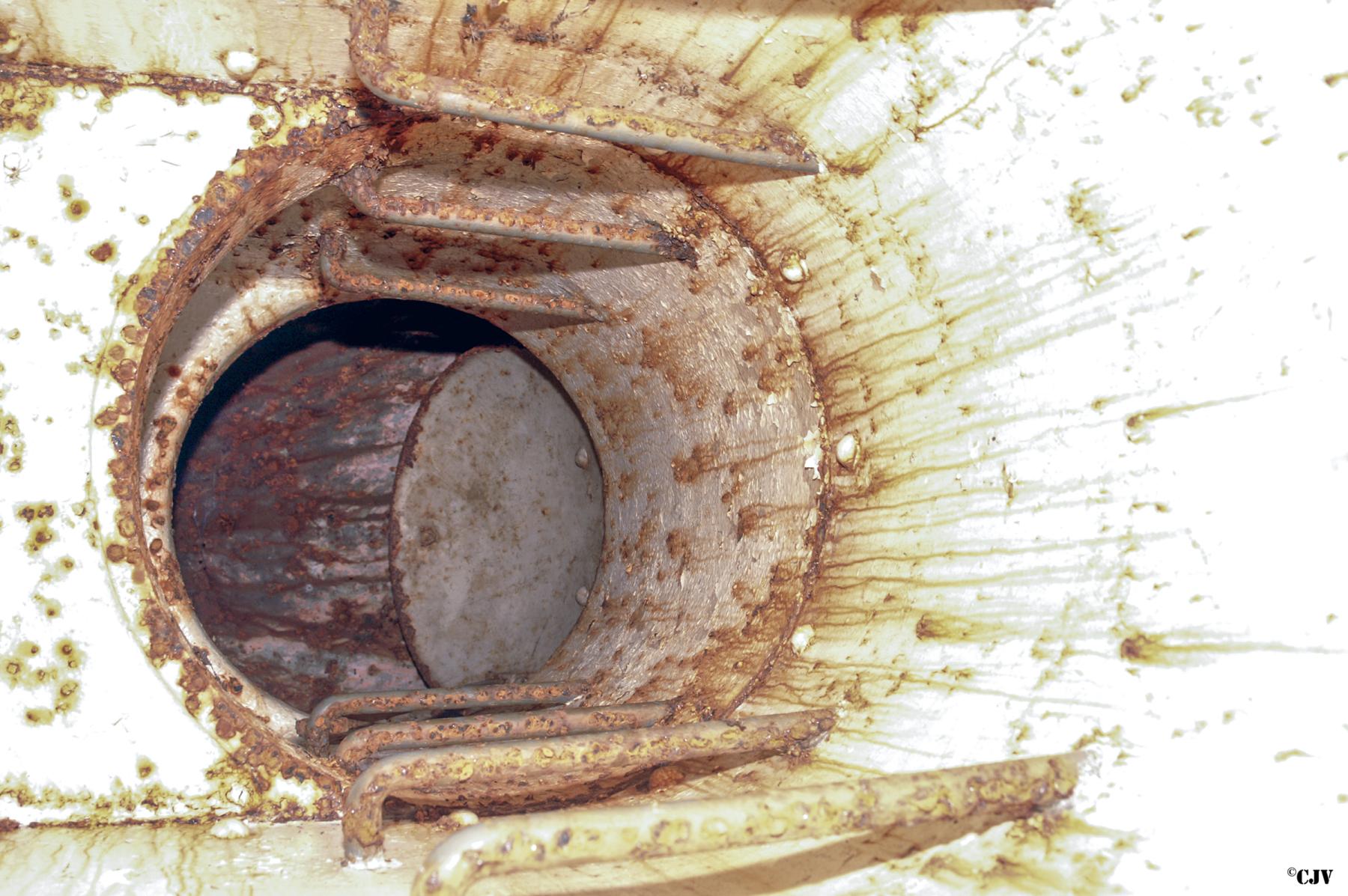 Ligne Maginot - BREHAIN - A6 - (Ouvrage d'artillerie) - Bloc 2
Vers l'avant cuirasse - Lia VERMEULEN