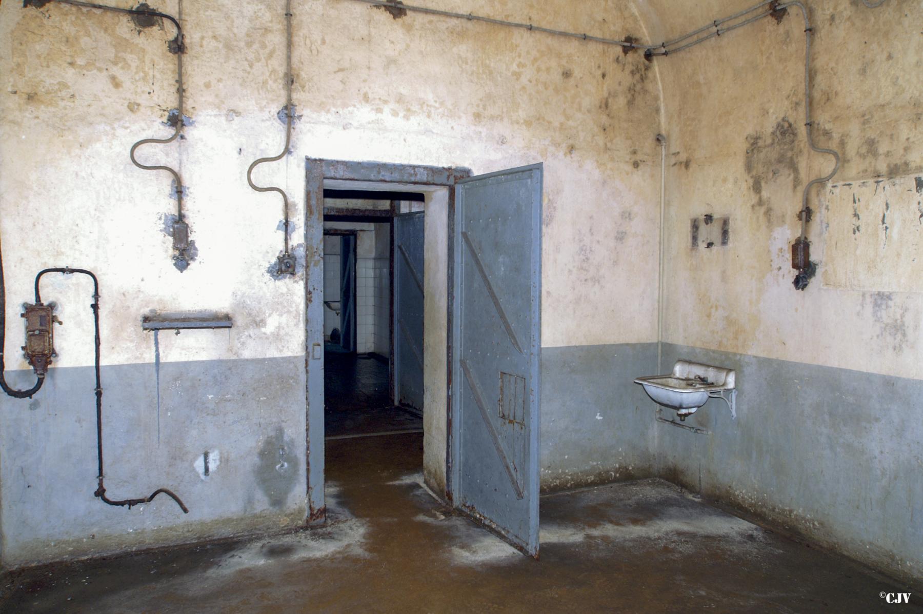 Ligne Maginot - BREHAIN - A6 - (Ouvrage d'artillerie) - Caserne
PC - Lia VERMEULEN