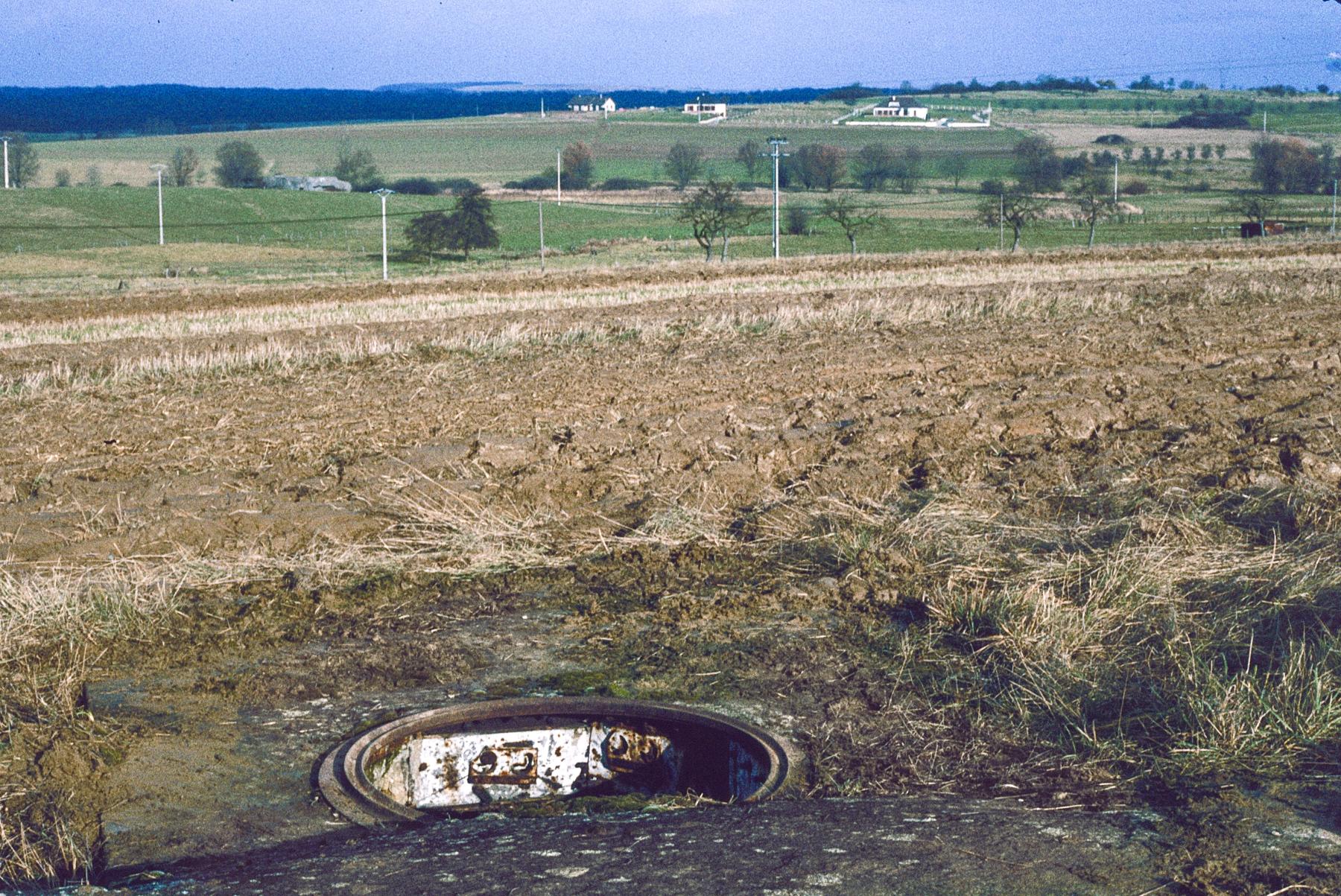 Ligne Maginot - LES CHATS 1 - FT - (Blockhaus pour arme infanterie) -  - MANSUY Michel