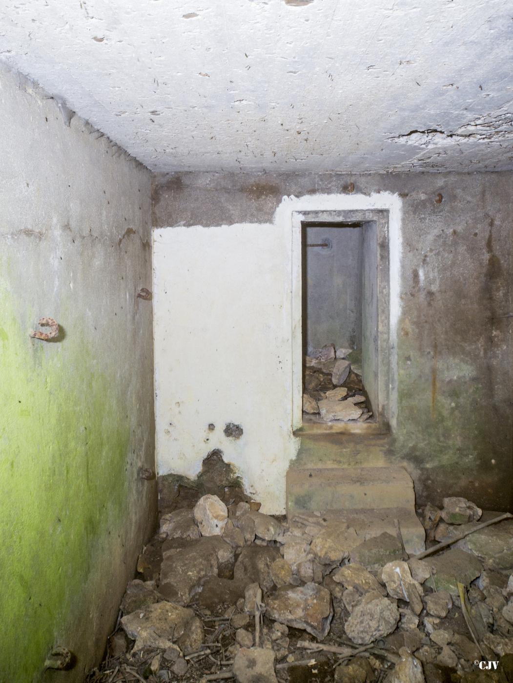 Ligne Maginot - LES QUARAILLES - (Observatoire d'artillerie) - Vers le poste d'observation - Lia VERMEULEN