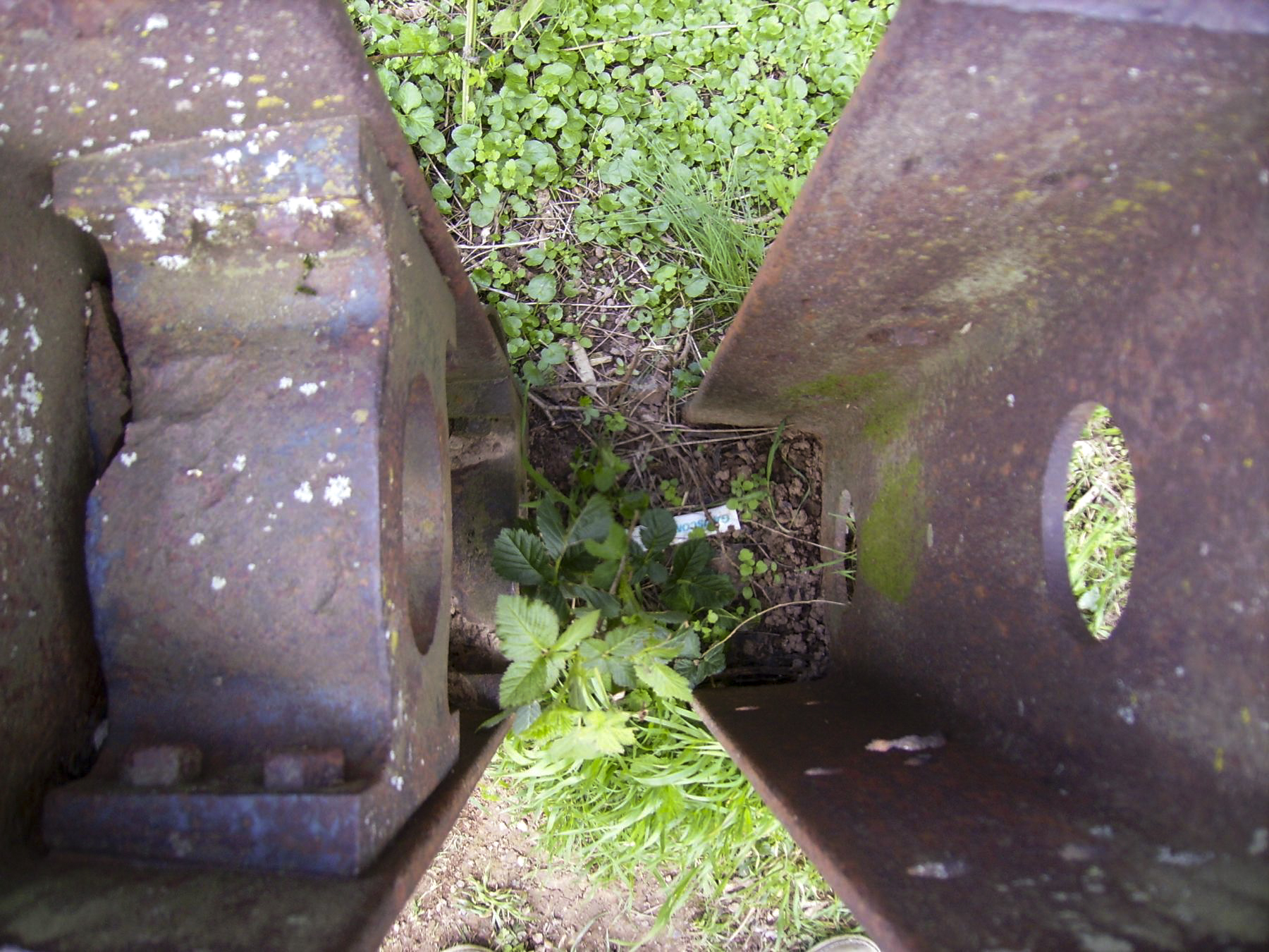 Ligne Maginot - 20 - (Barrage de Route) - Pilier pivot vu de dessus - Georges MARESCAUX