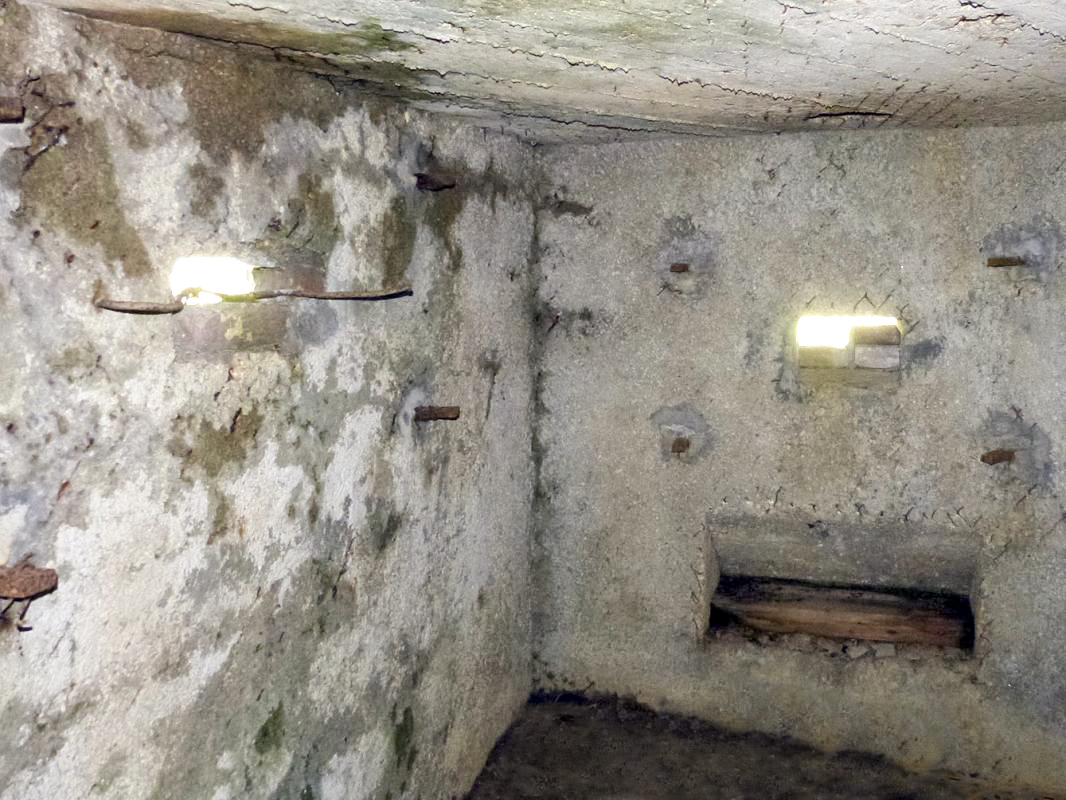 Ligne Maginot - BA101 - AVANCÉE DE ROCROI SUD - (Blockhaus pour canon) - 