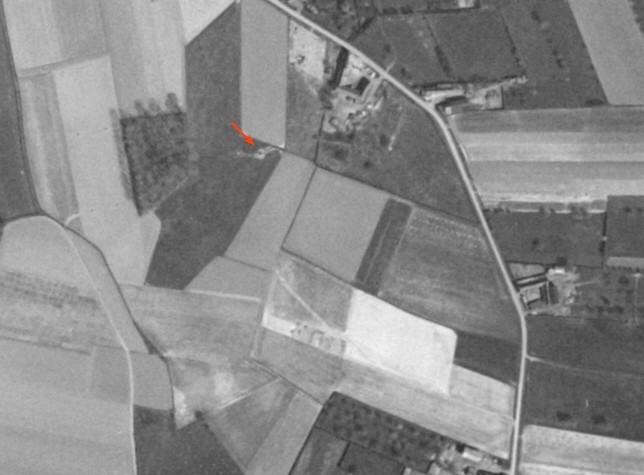 Ligne Maginot - BEF 460 - SARTAINE SUD OUEST - (Blockhaus pour arme infanterie) -  - GEOPORTAIL (Archives IGN-1951)