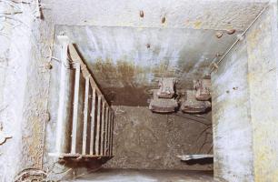 Ligne Maginot - 4B - (Chambre de coupure) - Vue intérieure
Boutiers pour raccordement de lignes de campagne (2 x 6 lignes) et boitiers de protection.