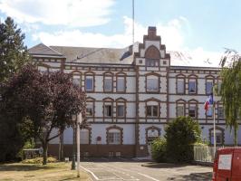Ligne Maginot - QUARTIER AIME - (Camp de sureté) - Le casernement troupe qui est aujourd'hui l'hôtel de police de la ville.