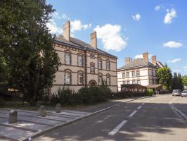 Ligne Maginot - QUARTIER AIME - (Camp de sureté) - Deux bâtiments de la caserne transformés en logements.