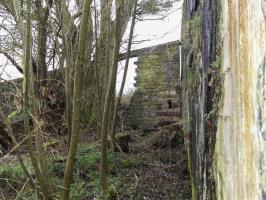 Ligne Maginot - MC39B - MC17 - (Casemate d'infanterie) - Le mur d'aile en maçonnerie.