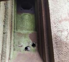 Ligne Maginot - BOIS DE KANFEN - X5 - (Abri) - Créneau FM et goulotte lance-grenade surplombant le fossé diamant