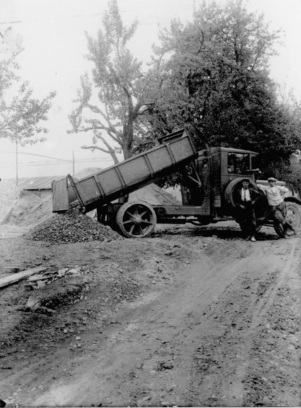 Ligne Maginot - BREITENACKER NORD et SUD - (Casemate d'infanterie - Simple) - Chantier de construction
Entreprise Dietsch
Transport par camion - Inconnu