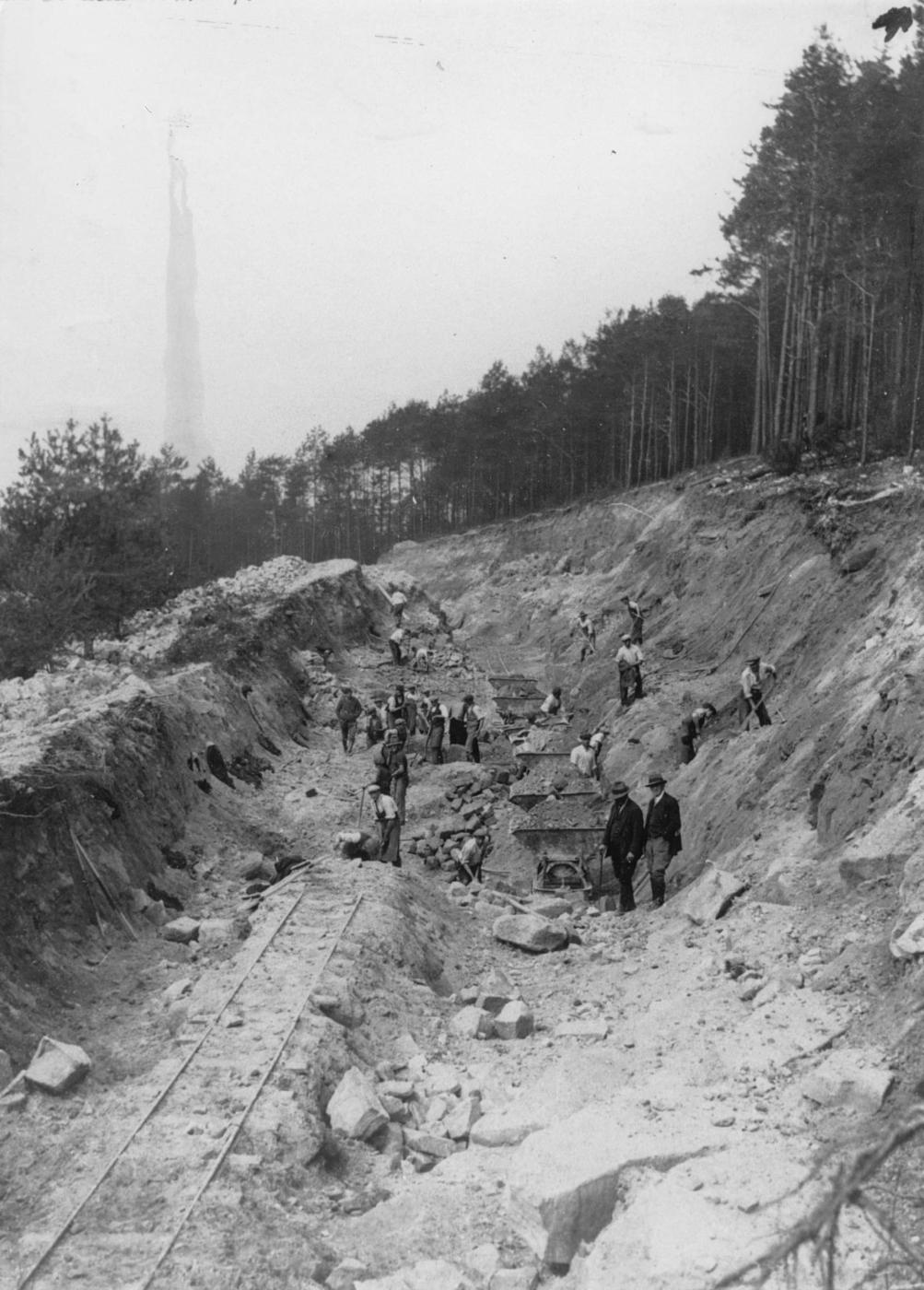 Ligne Maginot - HOCHWALD - RéDUIT - (Ouvrage d'infanterie) - Construction de la route menant au Réduit du Hochwald
Mars 1940 - Inconnu