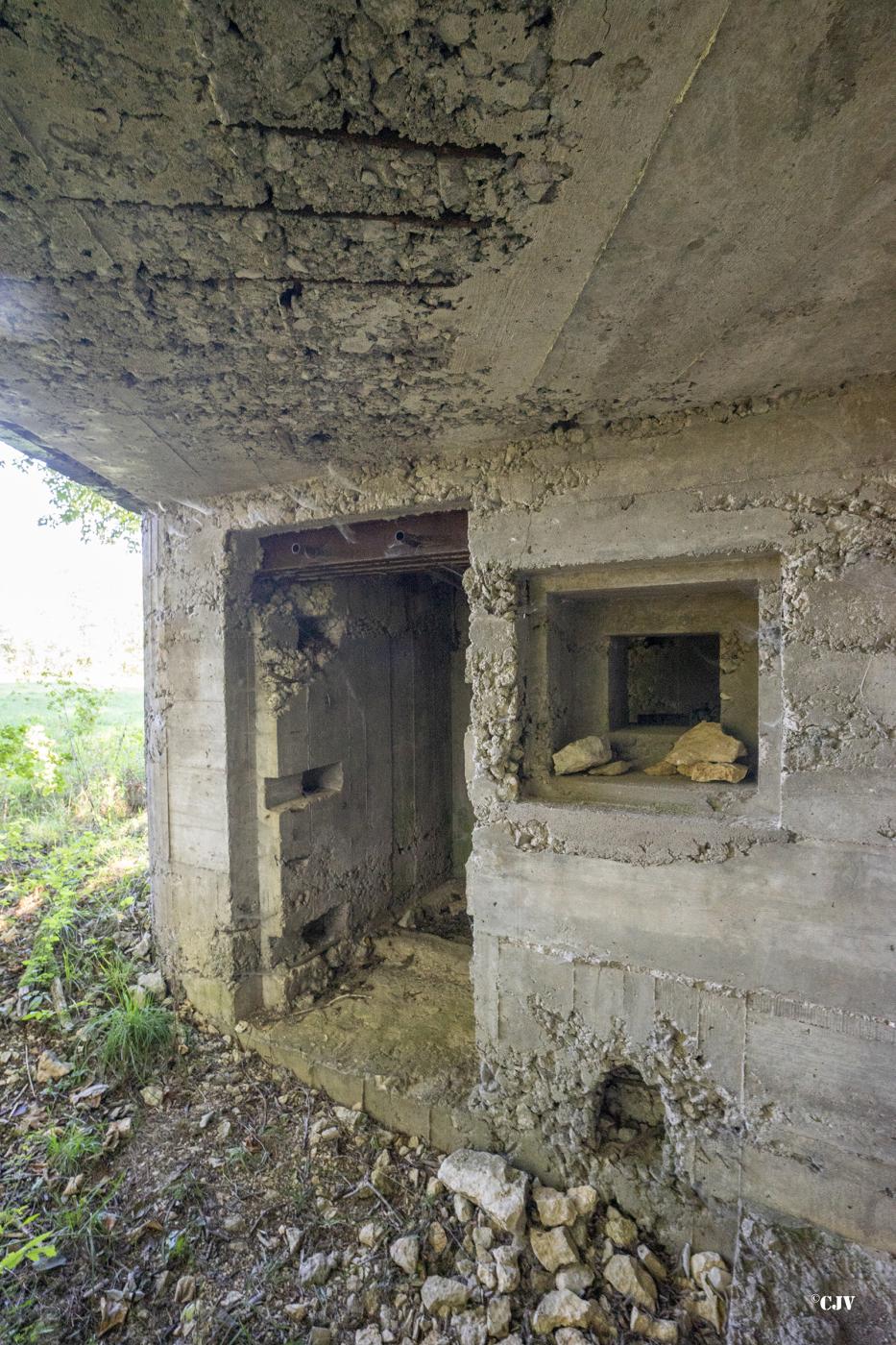 Ligne Maginot - C1 - LES ESSARTS - (Casemate d'infanterie - Double) - Entrée des hommes - Lia VERMEULEN