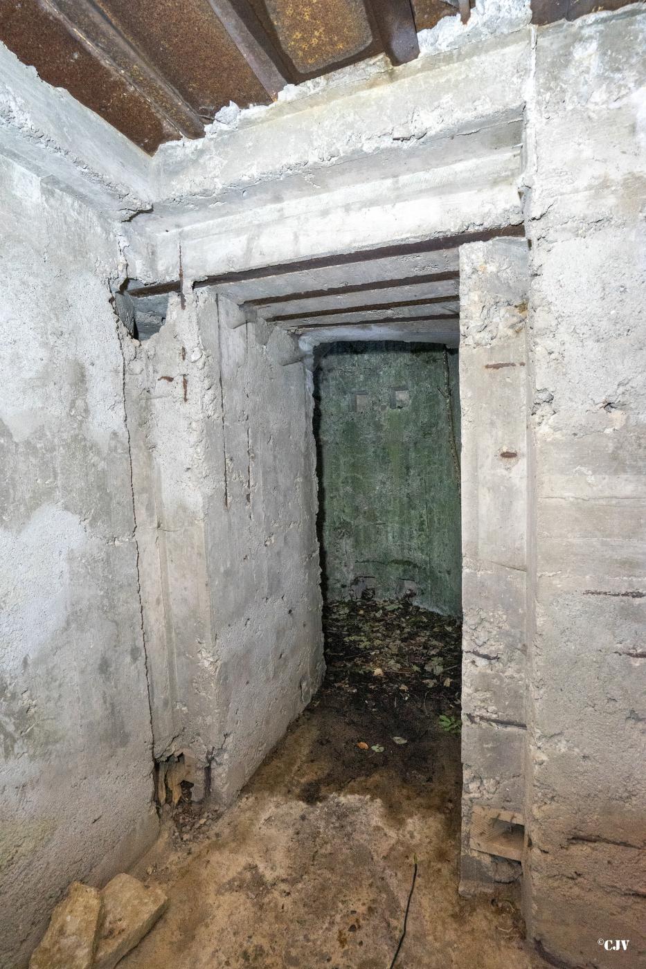 Ligne Maginot - C1 - LES ESSARTS - (Casemate d'infanterie - Double) - Passage vers la cloche - Lia VERMEULEN