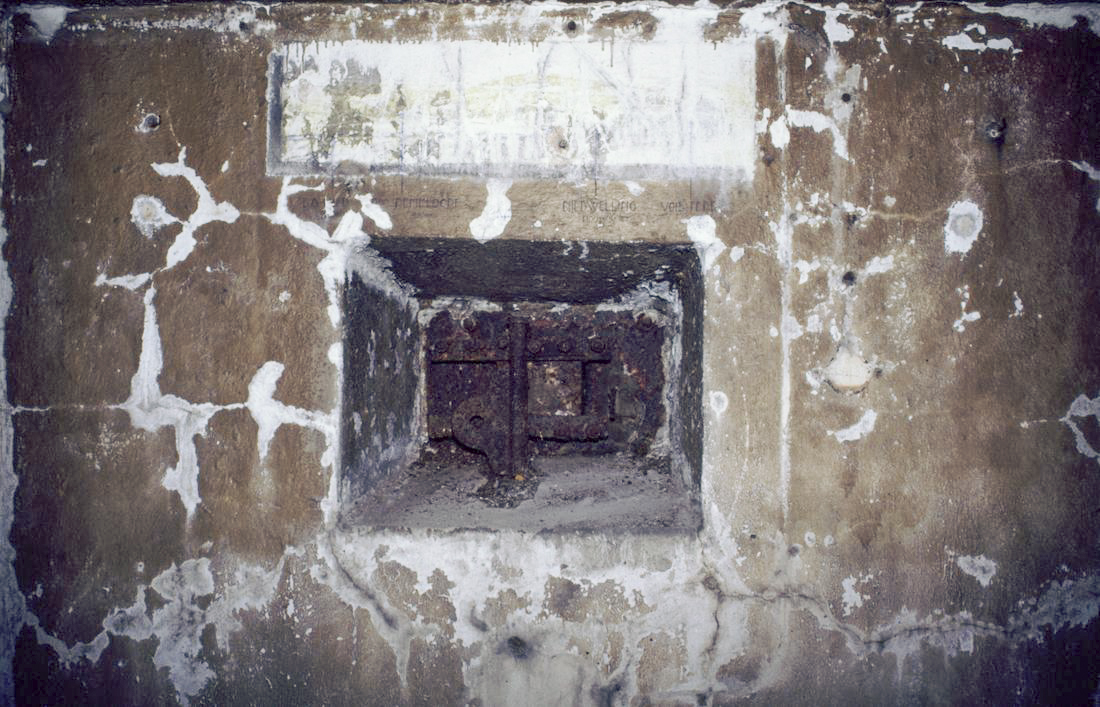 Ligne Maginot - GUERSTLING SUD - (Poste GRM - Maison Forte) - Détail d'un panorama. On remarque les inscriptions d'ouest vers est :
 - La Nied
 - Remeldorf
 - Niedwelling
 - Voie ferré