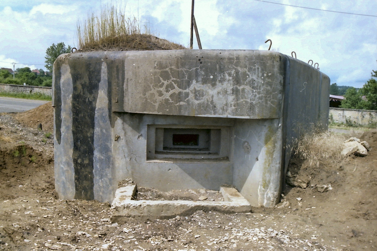 Ligne Maginot - DOMFESSEL GARE - (Blockhaus pour arme infanterie) - Créneau Est - Alain Perouffe