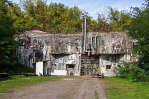 Ligne Maginot - ANZELING - A25 - (Ouvrage d'artillerie) - Entrée munitions
2022
