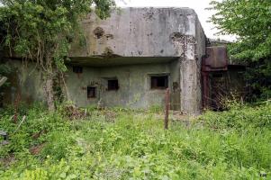 Ligne Maginot - PUXIEUX - C1 - (Casemate d'infanterie - Simple) - Chambre de tir flanquant vers le bloc 2 du PO de la Ferme Chappy