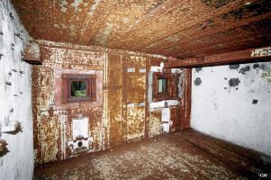Ligne Maginot - BOIS DE BEUVEILLE - C2 (JACQUELINE) - (Casemate d'infanterie - Simple) - La chambre de tir
