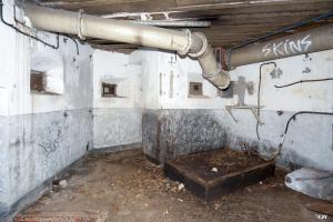 Ligne Maginot - BOIS D'OTTONVILLE - BCA1 - (Casemate d'artillerie) - Le socle du groupe électrogène
