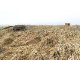 Ligne Maginot - BURE - C33 - (Casemate d'infanterie - Simple) - Le dessus de la casemate avec les cloche JM est et GFM.