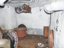 Ligne Maginot - BURE - C33 - (Casemate d'infanterie - Simple) - La salle des filtres et de la ventilation.
