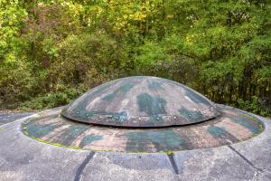 Ligne Maginot - BOUSSE - A24 - (Ouvrage d'infanterie) - Bloc 3
Tourelle mitrailleuse éclipsée