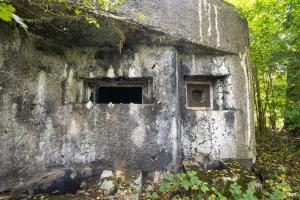 Ligne Maginot - B323 - LOUVIL - (Blockhaus pour canon) - 