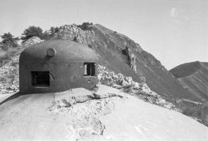 Ligne Maginot - LA DEA (D) - (Abri actif) - Bloc 3
La cloche observatoire