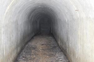 Ligne Maginot - LA DEA (D) - (Abri actif) - Dortoir pour 40 hommes, au fond dortoir pour 4 sous-officiers et PC