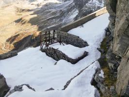 Ligne Maginot - REDOUTE RUINEE - (Ouvrage d'infanterie) - Restes du téléphérique italien construit après 1940