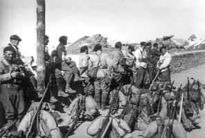 Ligne Maginot - REDOUTE RUINEE - (Ouvrage d'infanterie) - L'avant poste le 02 juillet 1940
L'armistice signé, l'équipage se prépare au départ