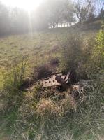 Ligne Maginot - EINSELING SUD - C73 - (Casemate d'infanterie - Simple) - Porte blindée de la casemate, expulsée en contrebas par l'explosion de cette dernière.