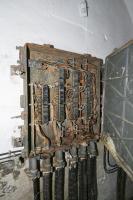 Ligne Maginot - VULMIS OU VULMIX - (Position d'artillerie préparée) - Central Téléphonique installé dans l'ancien magasin à poudre caverne
Répartiteur principal , boite type 5 pour 168 circuits