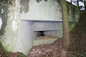 Ligne Maginot - DB7 - (Blockhaus pour canon) - Créneau mitrailleuse gauche