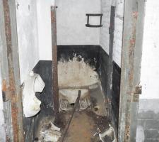 Ligne Maginot - TRESSANGE - C32 - (Casemate d'infanterie - Simple) - Le WC.