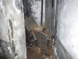 Ligne Maginot - TRESSANGE - C32 - (Casemate d'infanterie - Simple) - Le puits de la cloche GFM.