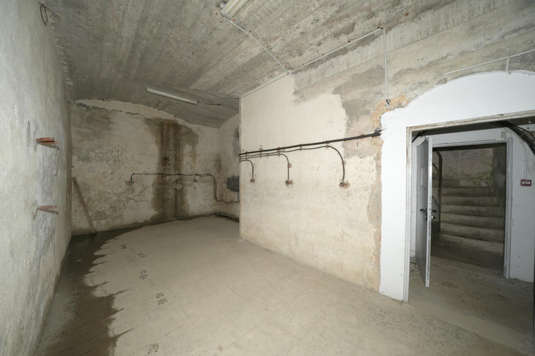 Ligne Maginot - VULMIS OU VULMIX - (Position d'artillerie préparée) - PC de la batterie
 - duomaxw