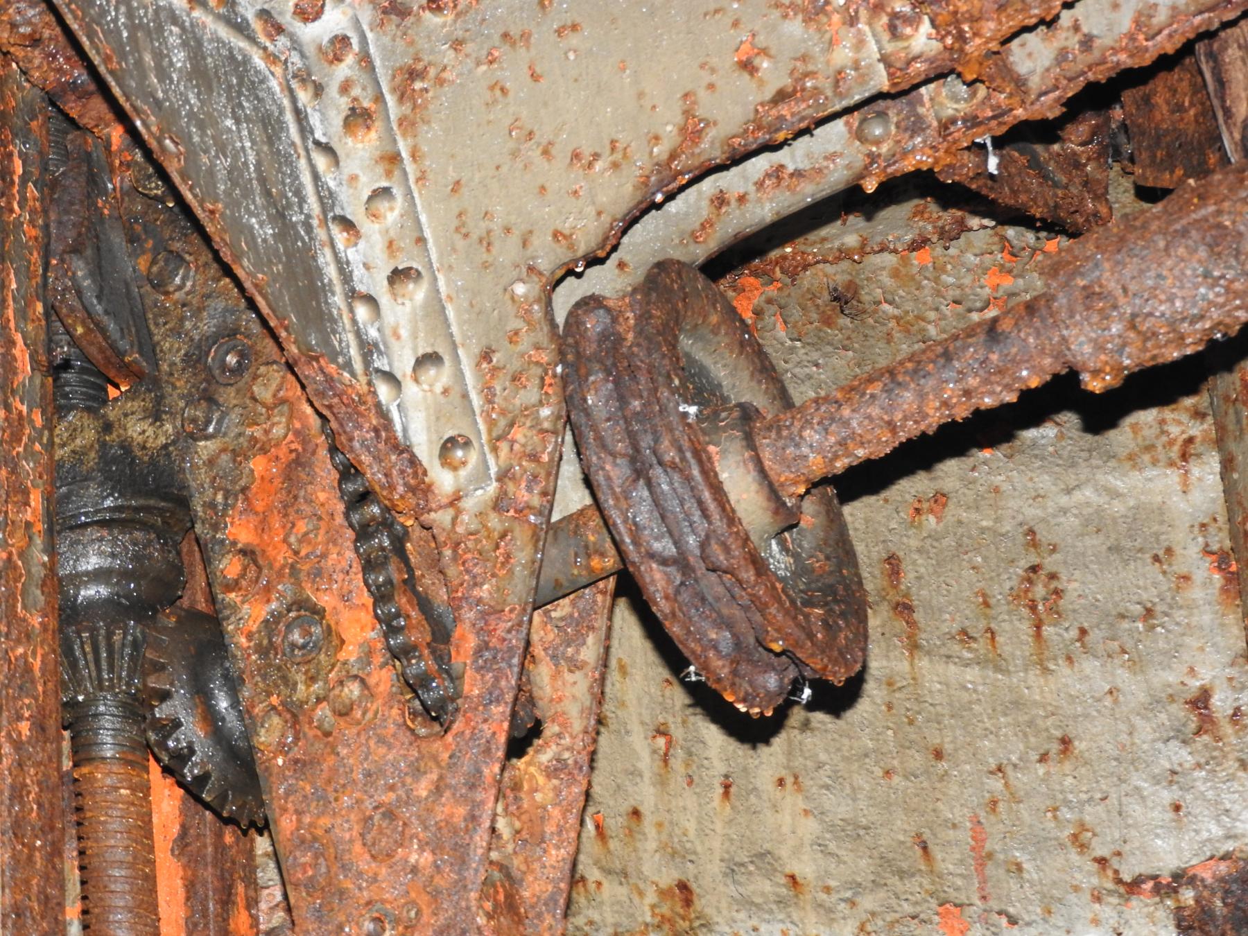 Ligne Maginot - GROS BOIS - C35 - (Casemate d'infanterie - Simple) - Un détail du système de la plate-forme. - STENGER Mathieu