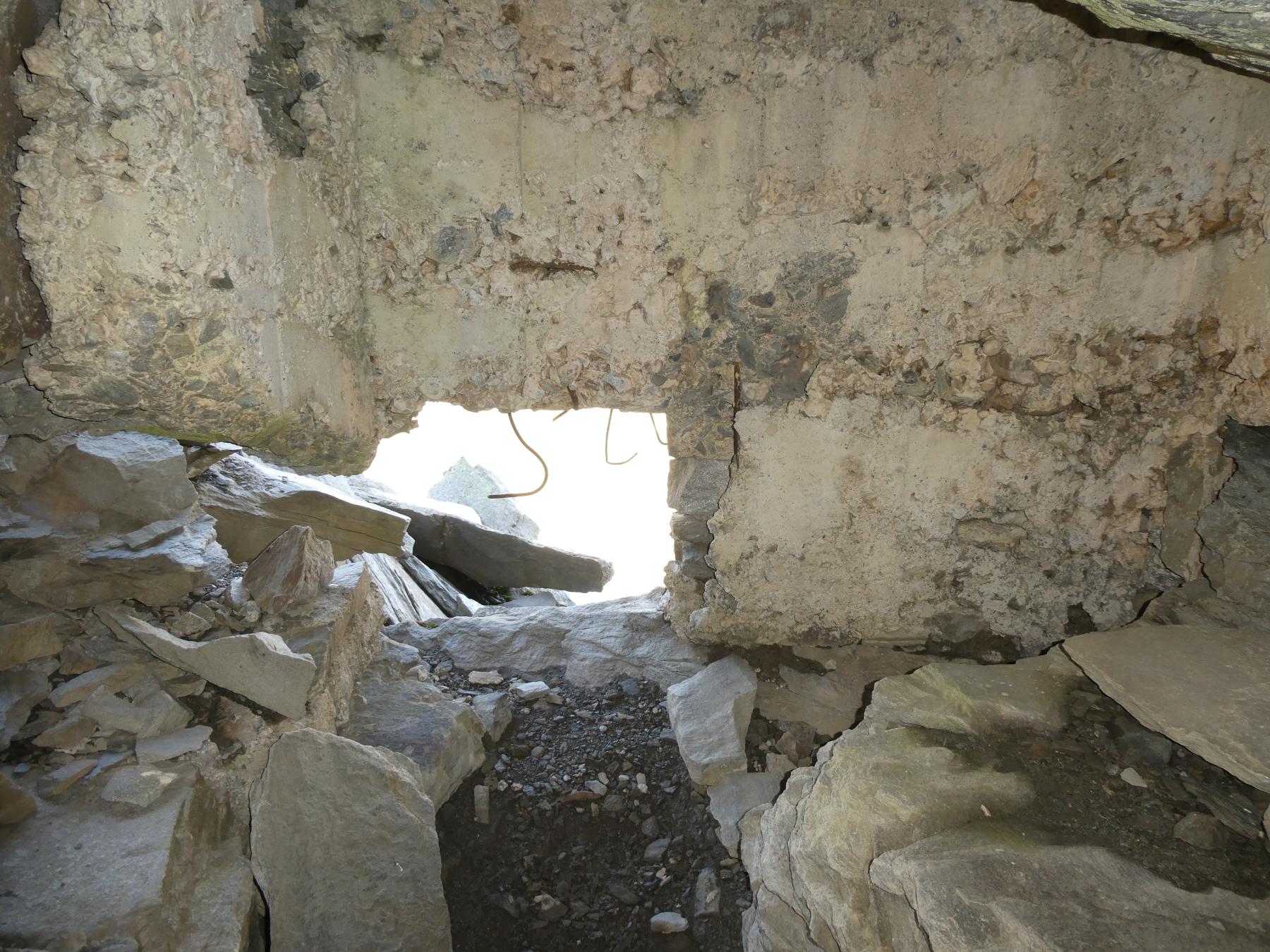 Ligne Maginot - LE GAC 2 - (Blockhaus pour arme infanterie) -  - ELLENA Daniel - CUNY Philippe