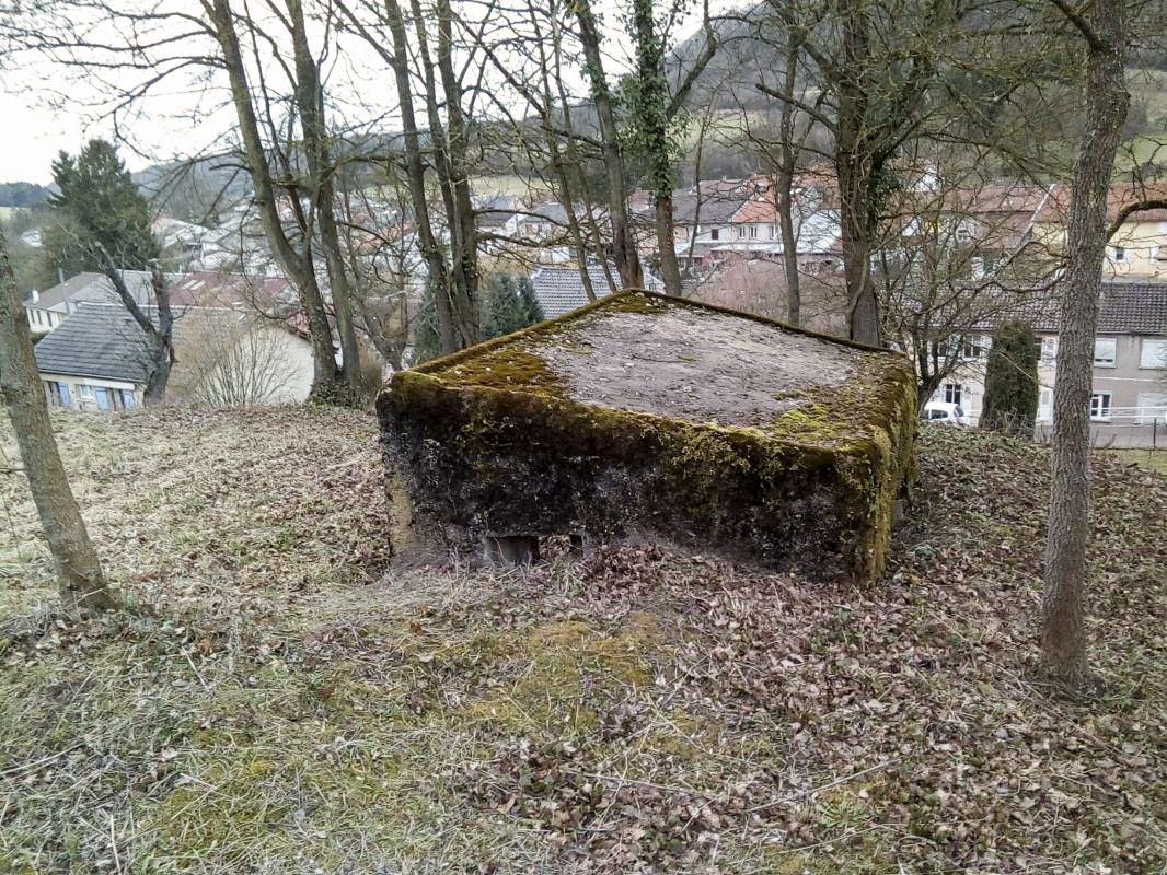 Ligne Maginot - BBO7 - (Blockhaus pour canon) - Créneau droit 