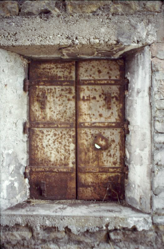 Ligne Maginot - TETERCHEN STATION - (Poste GRM - Maison Forte) - Les volets blindés.
