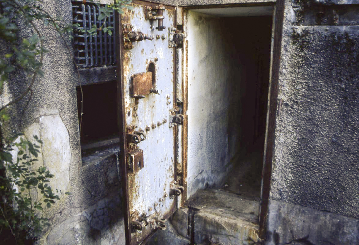 Ligne Maginot - HAUT DE L'ANGUILLE EST - C4 - (Casemate d'infanterie - Simple) - 
