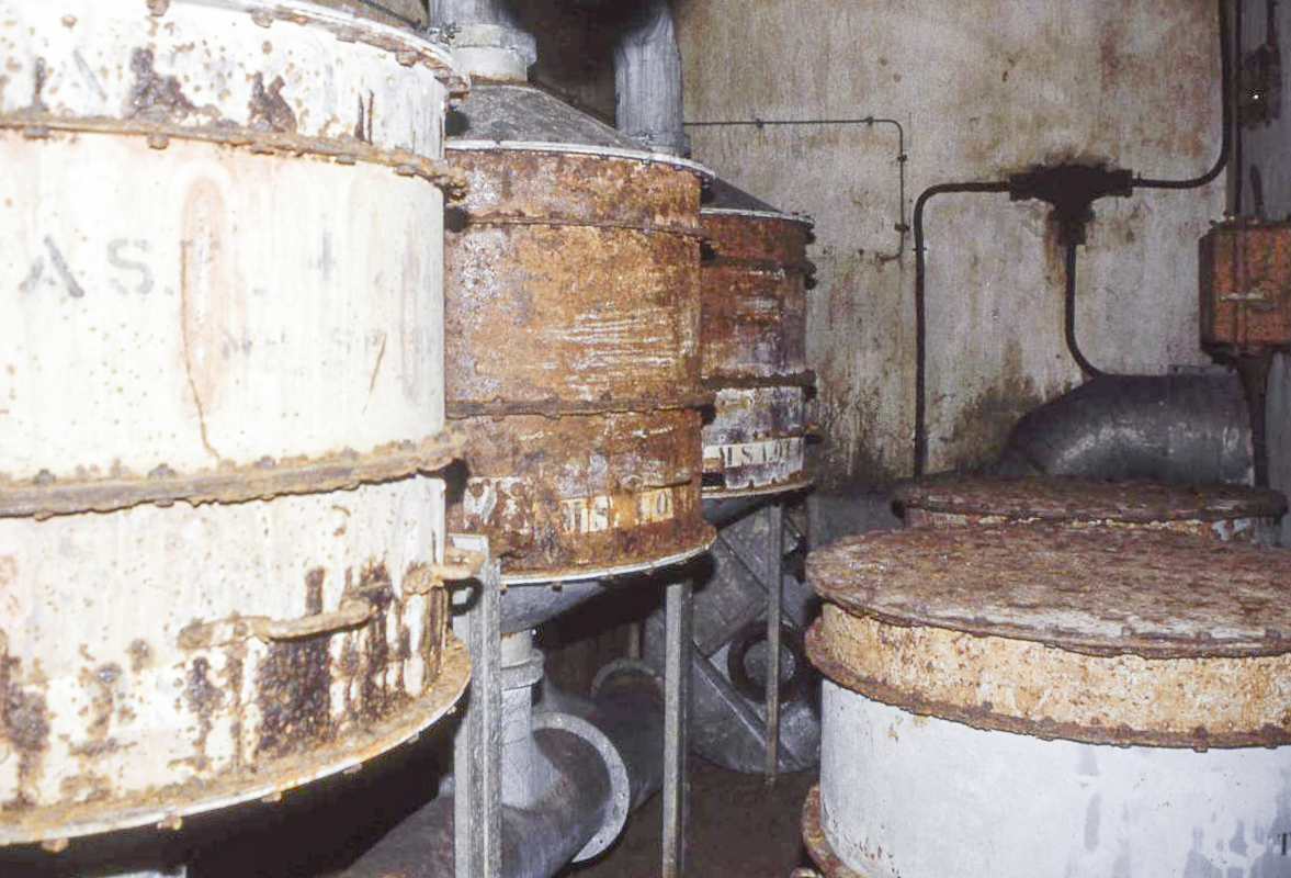 Ligne Maginot - CHENES BRULES - X23 - (Abri) - Salle de neutralisation des gaz, filtres SP 36
