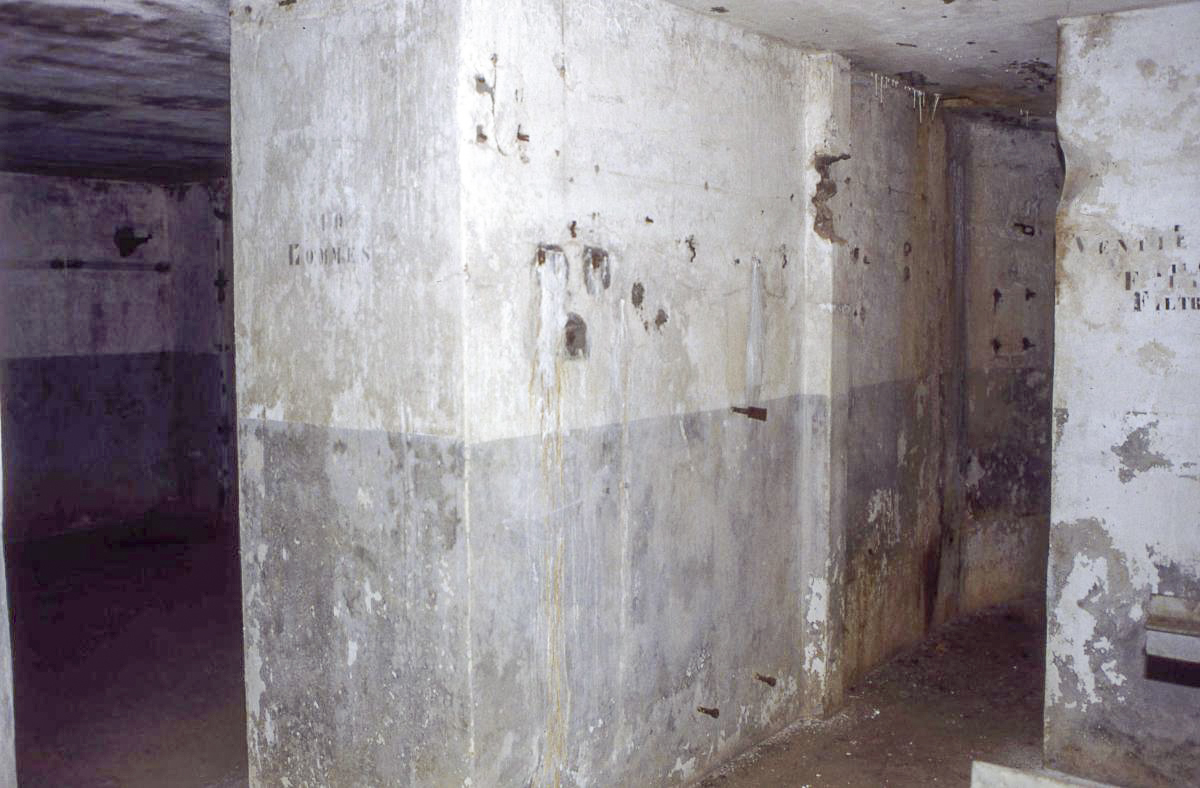 Ligne Maginot - CHENIERES EST - C12 - (Casemate d'infanterie - Simple) - L'intérieur de la casemate