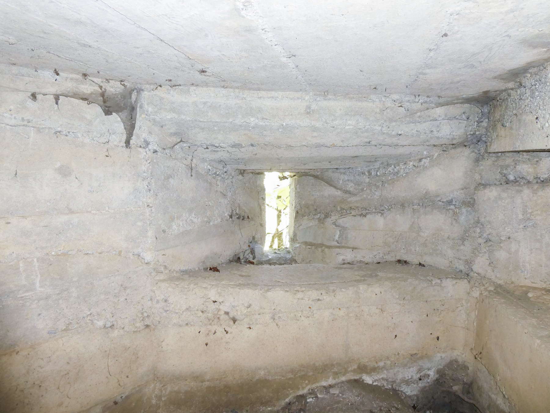 Ligne Maginot - SA-61 - VERSOYEN 1 - (Blockhaus pour arme infanterie) - Créneau 1 - ELLENA Daniel - CUNY Philippe